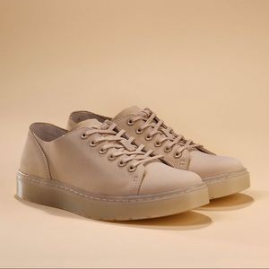 Dr. Martens Dante sneaker in sand kaya